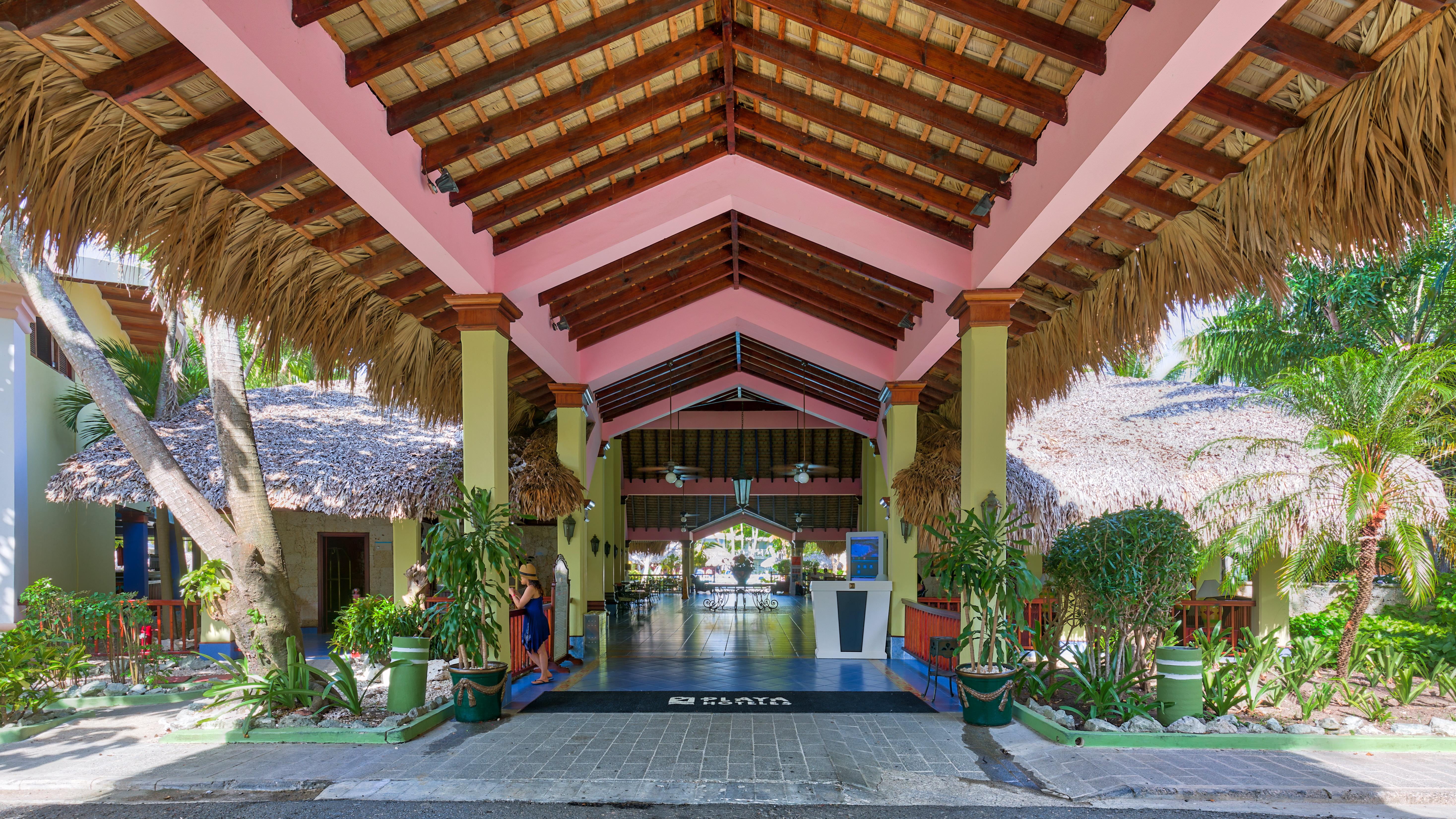 Playabachata Puerto Plata Zewnętrze zdjęcie Entrance to the resort