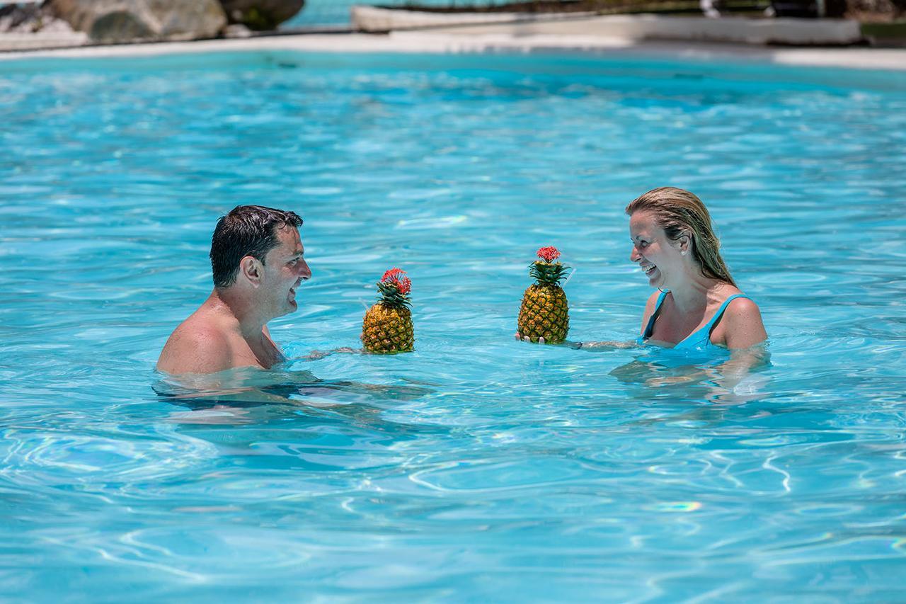 Playabachata Puerto Plata Zewnętrze zdjęcie Swimming pool at the resort